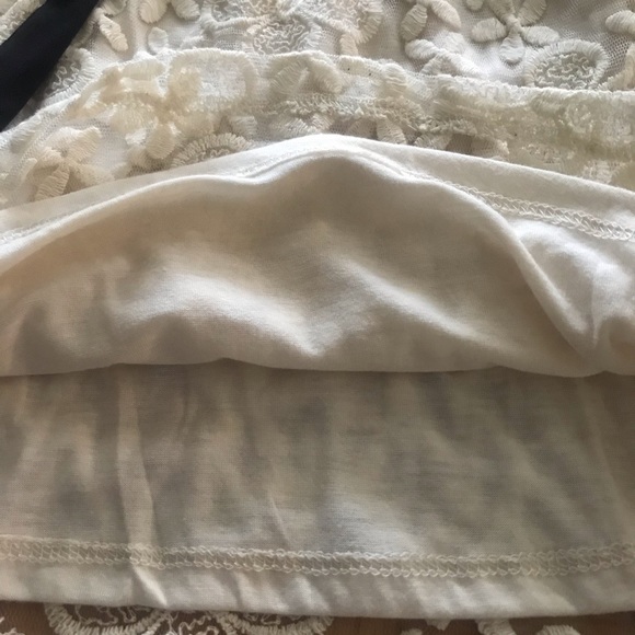 Monteau Girls Lacy Cream Tank Tie Bow Back Med 7/8 - Picture 6 of 12